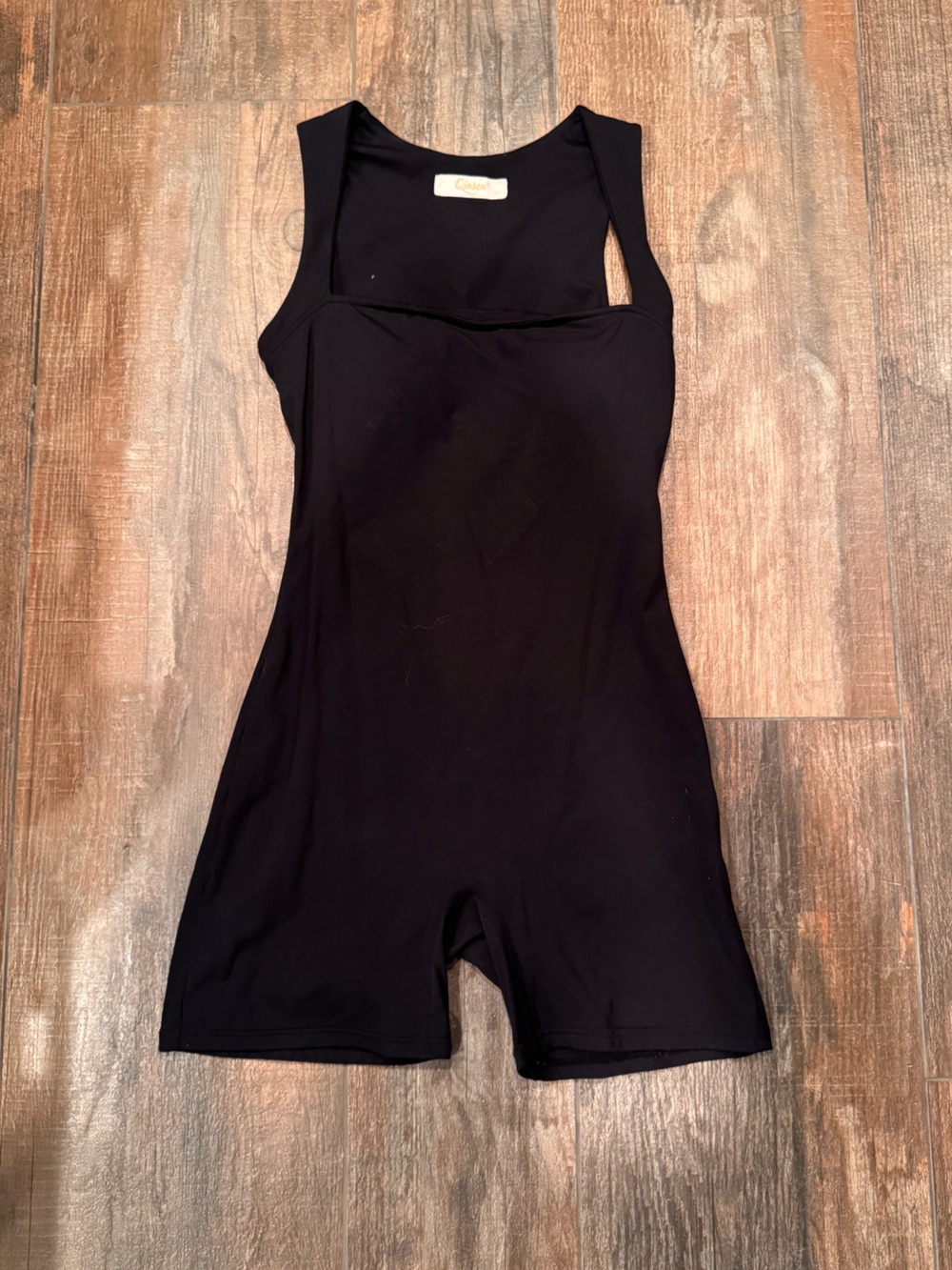 Qinsen Black Sleeveless Romper